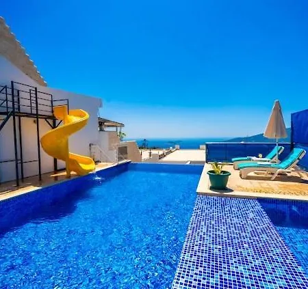 Honeymoon With Sea View Vila