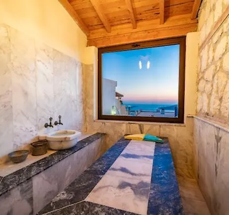 Honeymoon With Sea View Villa Kaş