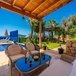 Honeymoon With Sea View Κας